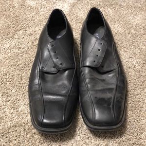 black Stanford dress shoes